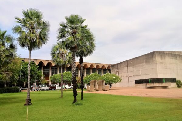 Fachada do Palácio Petrônio Portela, sede da Assembleia Legislativa do Piauí