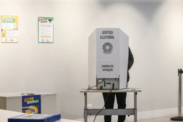 Urna eletrônica em demonstração na sede da Justiça Eleitoral em São Paulo, em setembro de 2026. Foto: Paulo Pinto/Agência Brasil