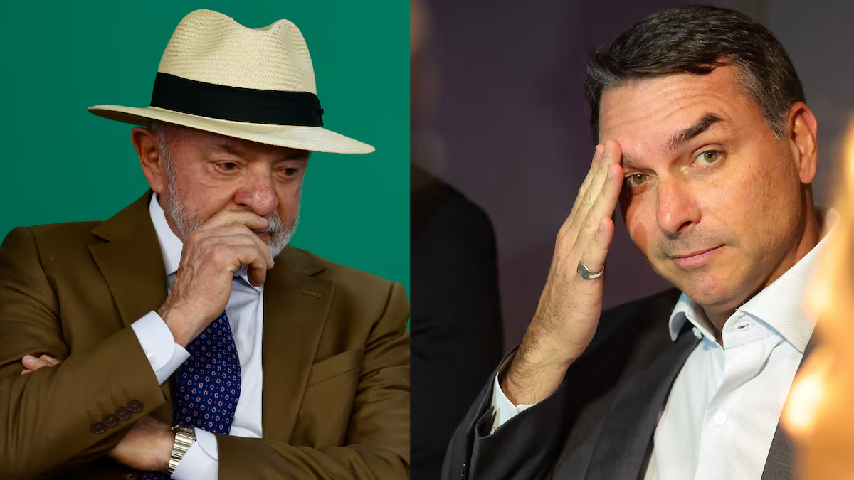 Montagem com o presidente Lula, de chapéu e mão no queixo, e o senador Flávio Bolsonaro, com a mão na testa