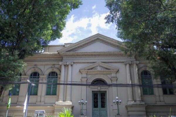 Fachada da sede da Prefeitura de Teresina (Lucas Dias/Semcom/Prefeitura de Teresina)