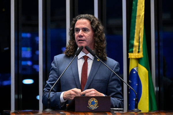 Veneziano: Fim da escala 6x1 será conquista histórica para os trabalhadores