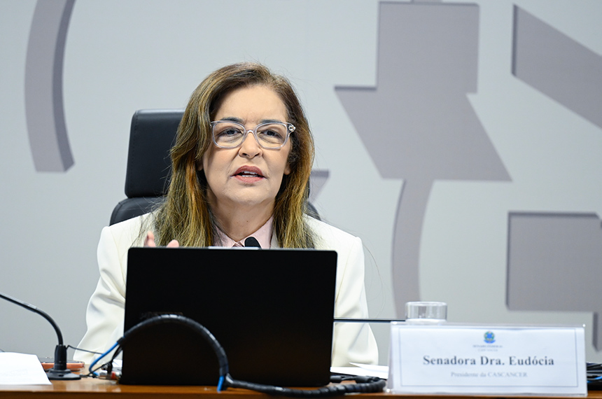 Projeto na CAS cria diretrizes para uso da inteligência artificial na saúde