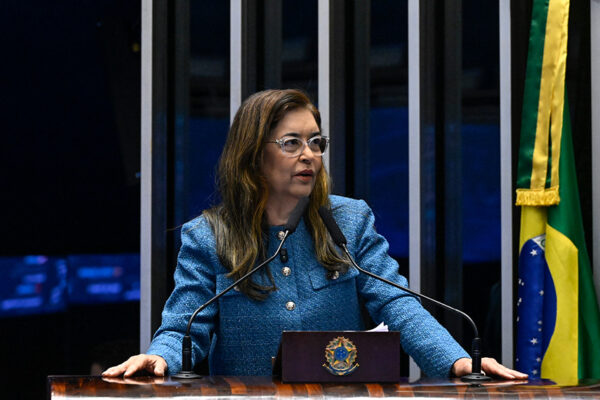 Dra. Eudócia pede fiscalização de atos administrativos do governo de Alagoas
