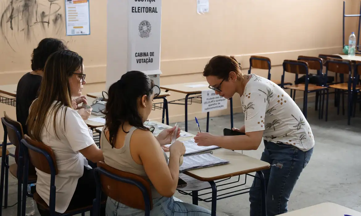 Votação em SP registra índice de abstenção de 22,5% no primeiro turno