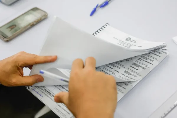 Paraíba elege governador mais novo do país com 37 anos