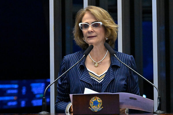 Eleições demonstraram insatisfação com governo e STF, diz Damares