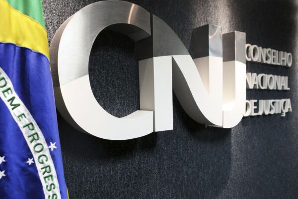 CNJ e BC assinam acordo para disciplinar pagamento de precatórios