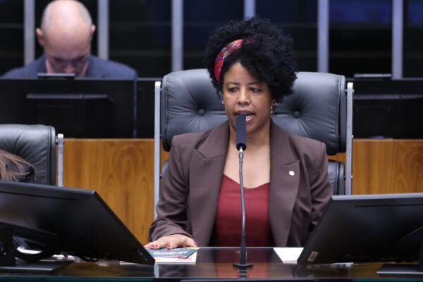 Deputadas afirmam que bancada feminina seguirá atuando acima das diferenças partidárias